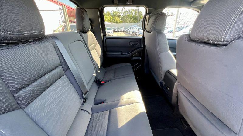 2023 Nissan Frontier Crew Cab SV 4x2
