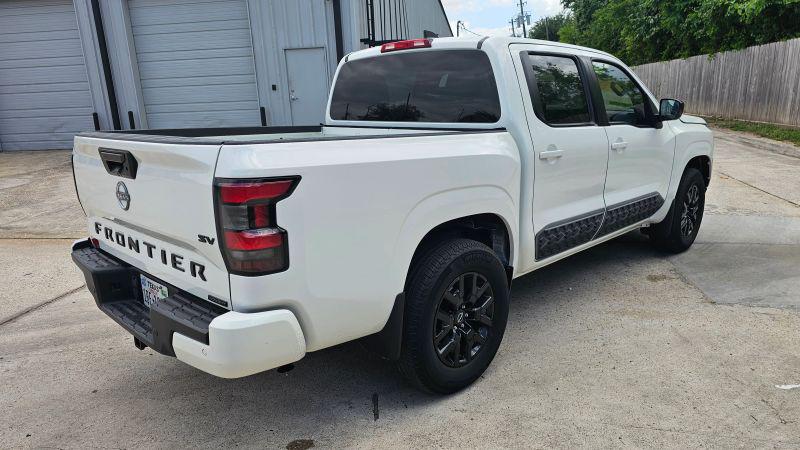 2023 Nissan Frontier Crew Cab SV 4x2