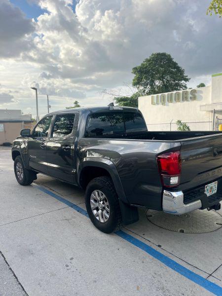 2018 Toyota Tacoma TRD Sport
