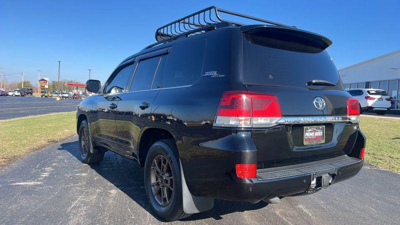 2021 Toyota Land Cruiser Heritage Edition
