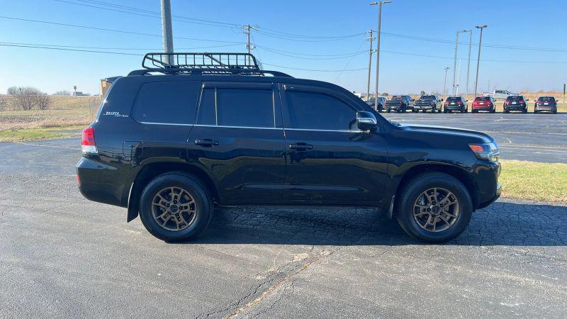 2021 Toyota Land Cruiser Heritage Edition