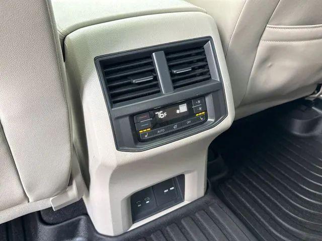 2021 Volkswagen Atlas 3.6L V6 SEL Premium R-Line