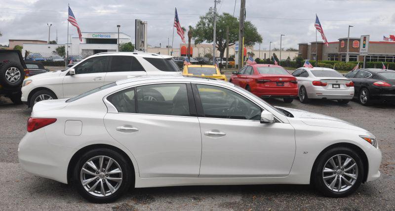 2014 INFINITI Q50 Premium