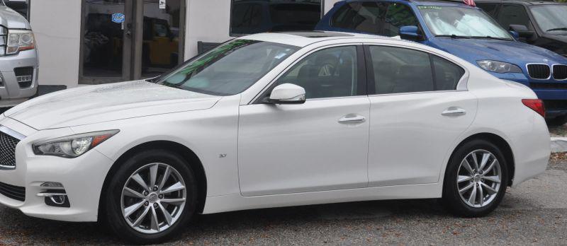 2014 INFINITI Q50 Premium