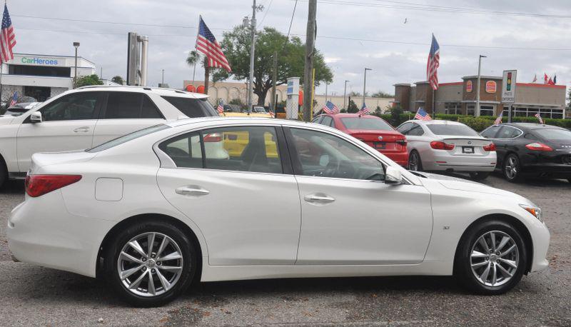 2014 INFINITI Q50 Premium