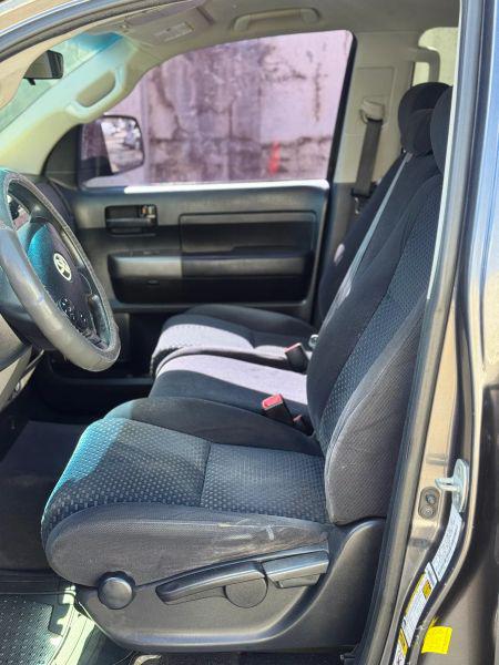 2012 Toyota Tundra Grade 4.6L V8