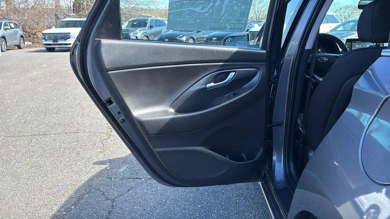 2018 Hyundai Elantra GT Base