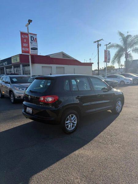 2011 Volkswagen Tiguan S