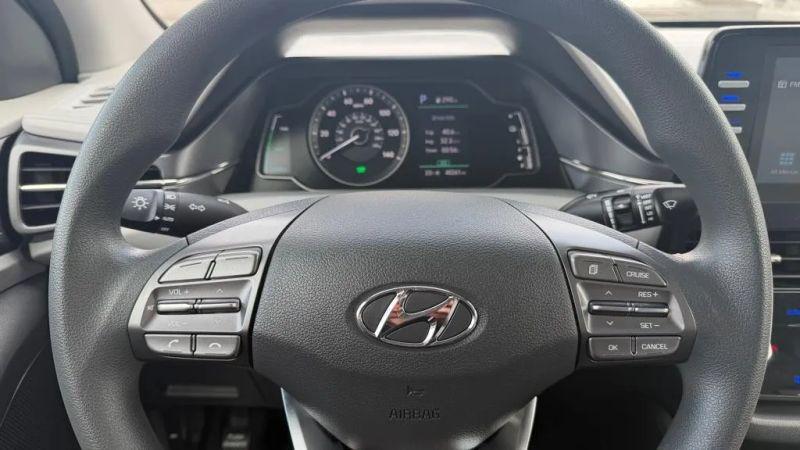 2020 Hyundai IONIQ Hybrid Blue