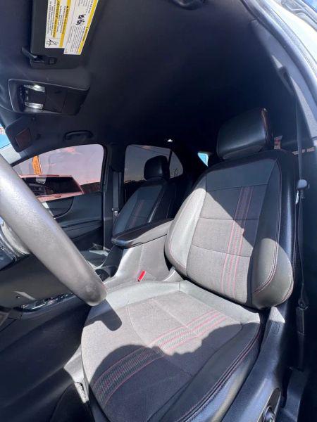 2022 Chevrolet Equinox FWD RS