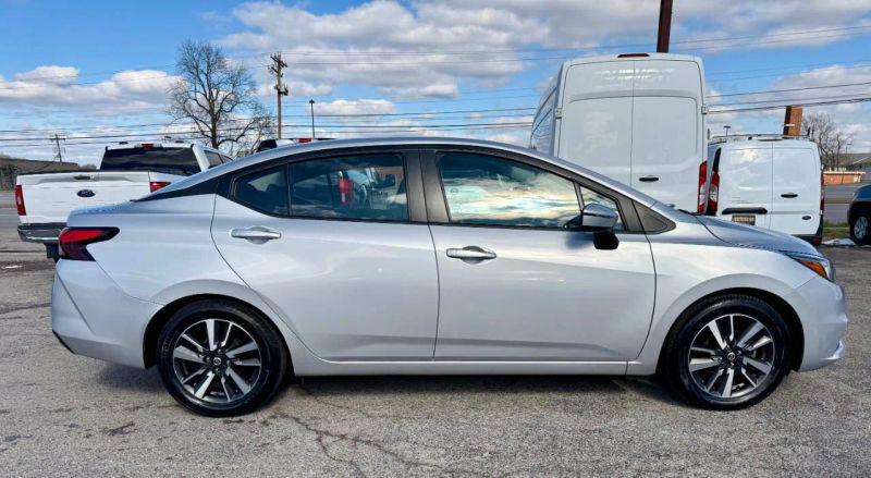 2020 Nissan Versa SV Xtronic CVT