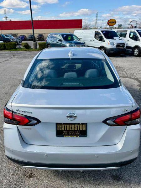 2020 Nissan Versa SV Xtronic CVT