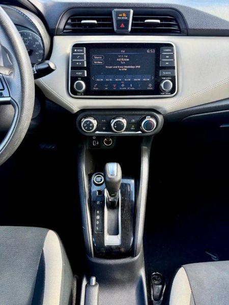2020 Nissan Versa SV Xtronic CVT