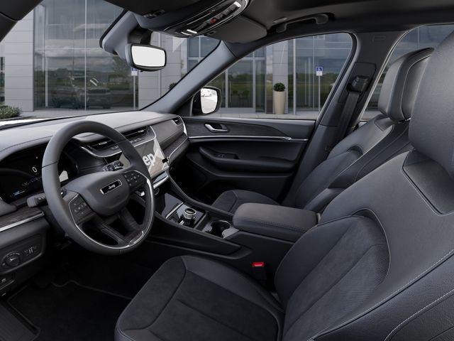 2026 Jeep Grand Cherokee L Altitude 4x4