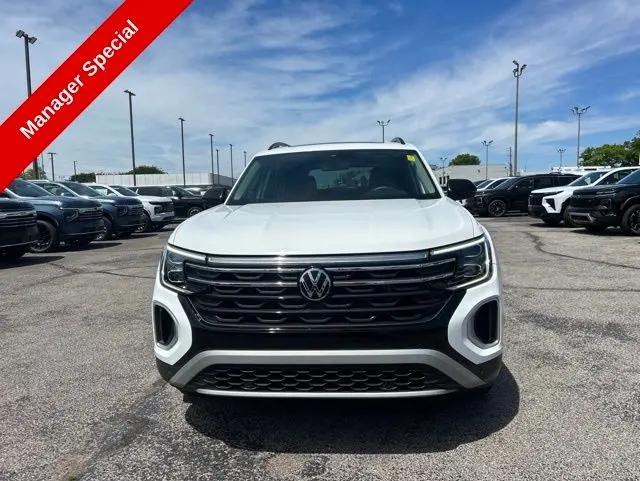 2024 Volkswagen Atlas 2.0T Peak Edition SE w/Technology