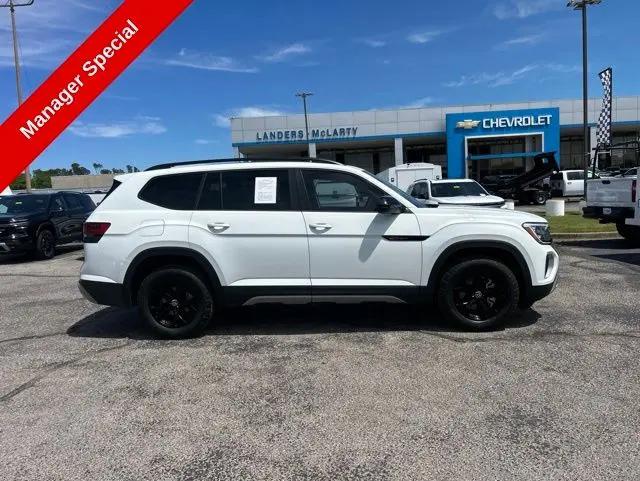 2024 Volkswagen Atlas 2.0T Peak Edition SE w/Technology