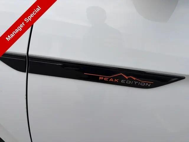 2024 Volkswagen Atlas 2.0T Peak Edition SE w/Technology