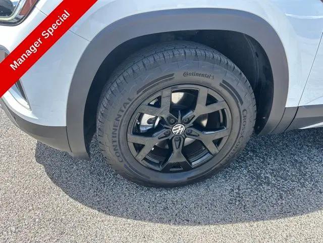 2024 Volkswagen Atlas 2.0T Peak Edition SE w/Technology