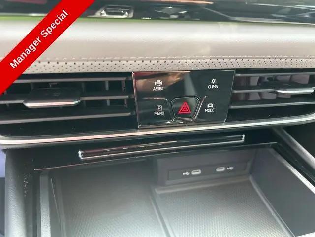 2024 Volkswagen Atlas 2.0T Peak Edition SE w/Technology