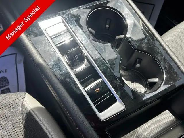 2024 Volkswagen Atlas 2.0T Peak Edition SE w/Technology