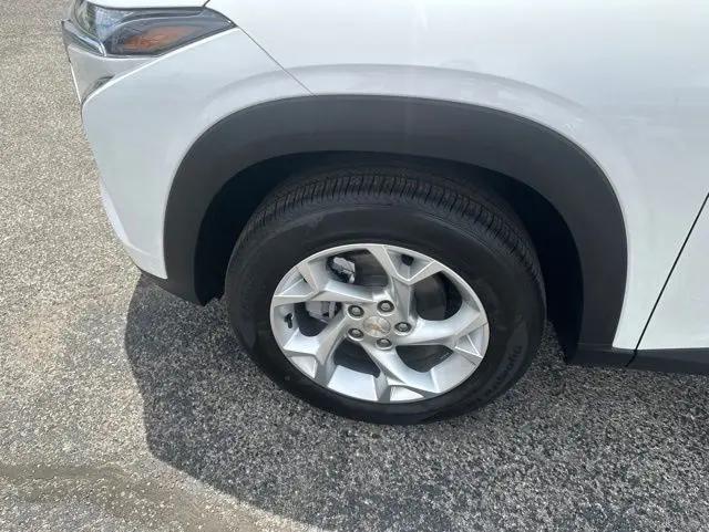 2026 Chevrolet Trax FWD LS