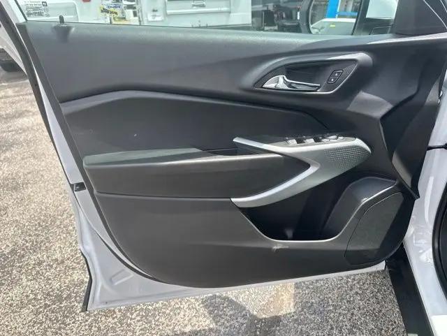 2026 Chevrolet Trax FWD LS