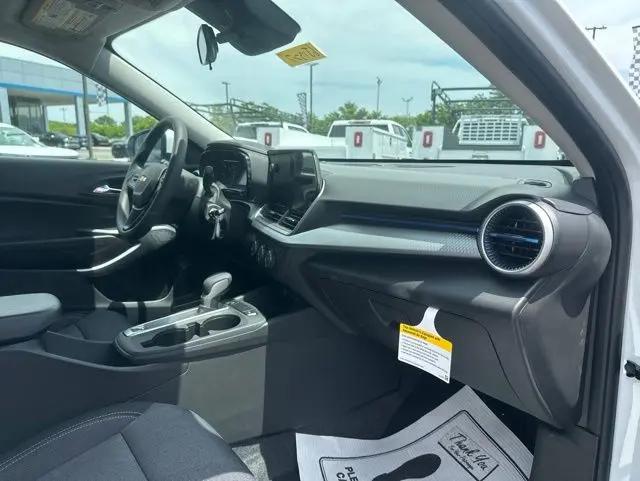 2026 Chevrolet Trax FWD LS
