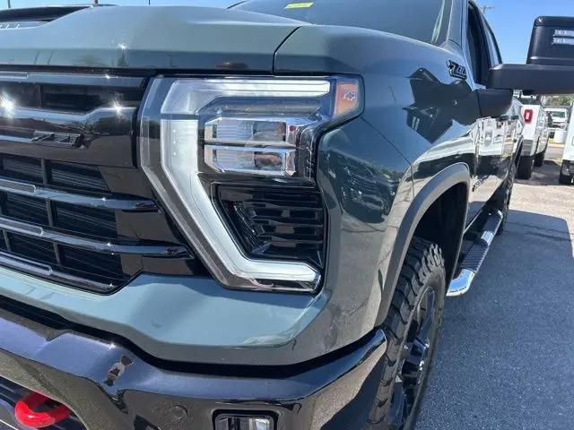 2026 Chevrolet Silverado 2500HD Crew Cab, Standard Bed, LT, 4WD