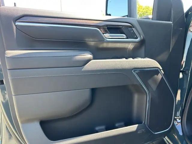 2026 Chevrolet Silverado 2500HD Crew Cab, Standard Bed, LT, 4WD