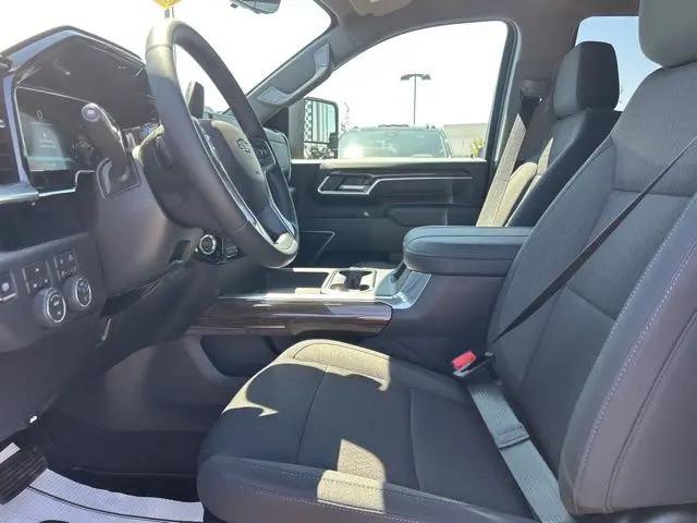 2026 Chevrolet Silverado 2500HD Crew Cab, Standard Bed, LT, 4WD