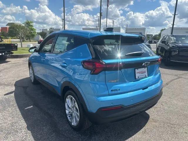 2027 Chevrolet Bolt LT FWD