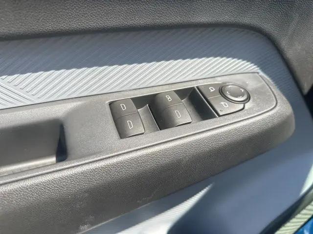 2027 Chevrolet Bolt LT FWD
