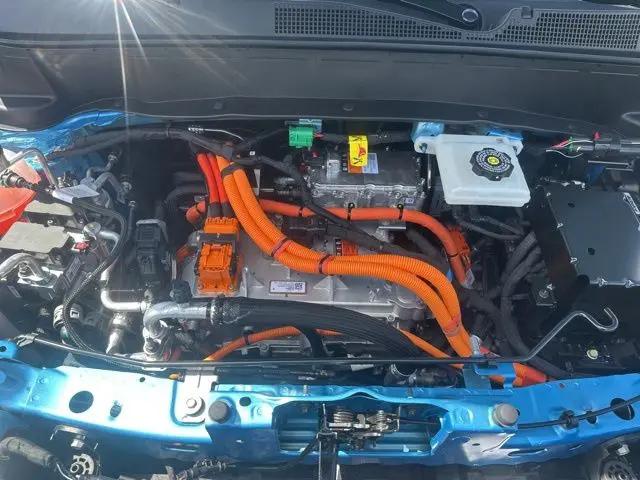 2027 Chevrolet Bolt LT FWD