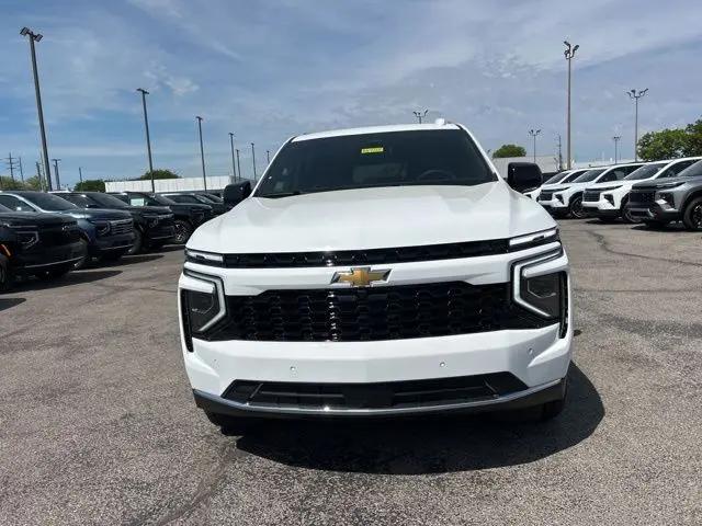 2026 Chevrolet Suburban LS, 4WD