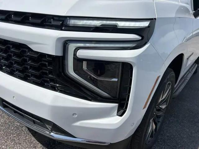 2026 Chevrolet Suburban LS, 4WD