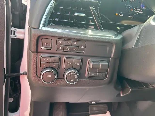 2026 Chevrolet Suburban LS, 4WD