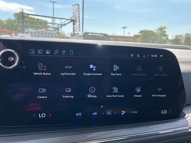 2026 Chevrolet Suburban LS, 4WD