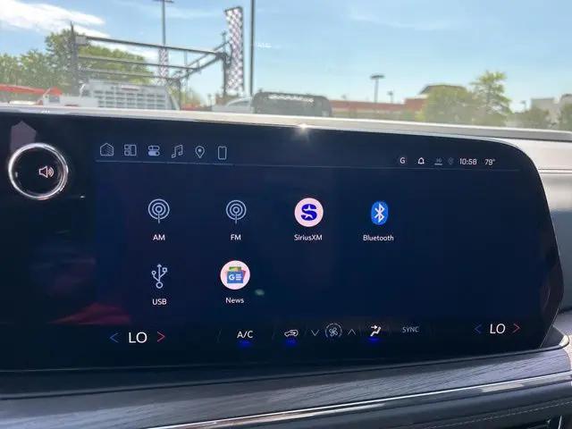 2026 Chevrolet Suburban LS, 4WD