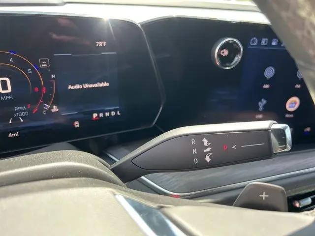 2026 Chevrolet Suburban LS, 4WD