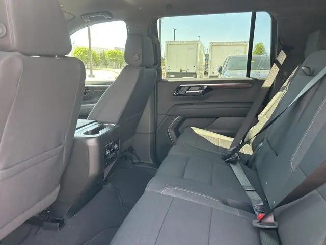2026 Chevrolet Suburban LS, 4WD