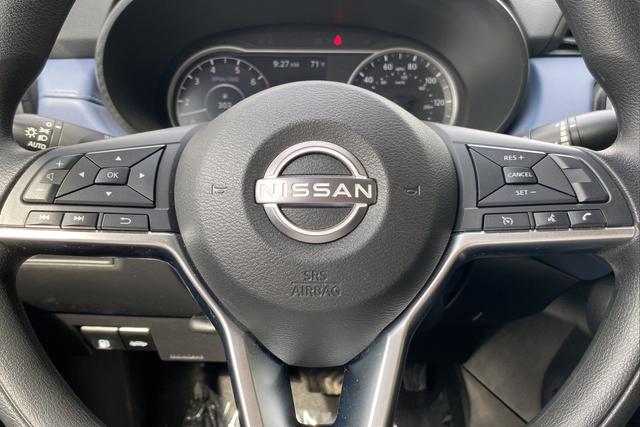 2024 Nissan Versa 1.6 SV