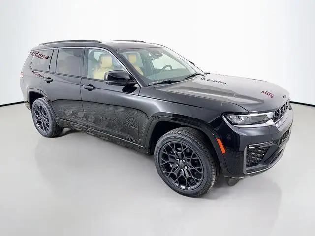 2026 Jeep Grand Cherokee L Summit 4x4 for sale in Bloomington, IL
