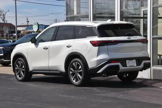 2025 INFINITI QX60 LUXE