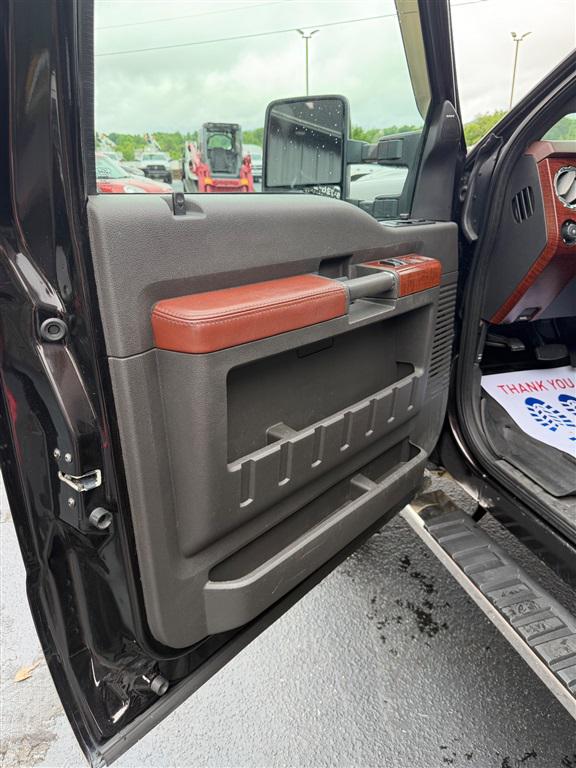 2014 Ford F-350 King Ranch Crew Cab 4WD