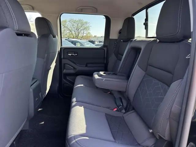 2026 Nissan Frontier Crew Cab SV 4x4