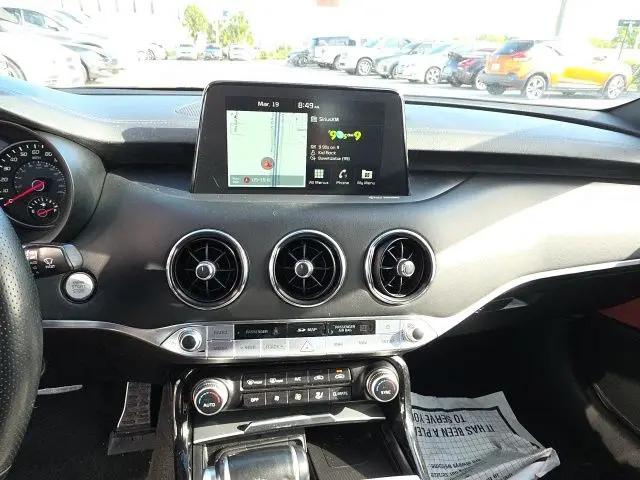 2021 Kia Stinger GT1