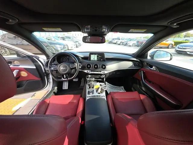 2021 Kia Stinger GT1