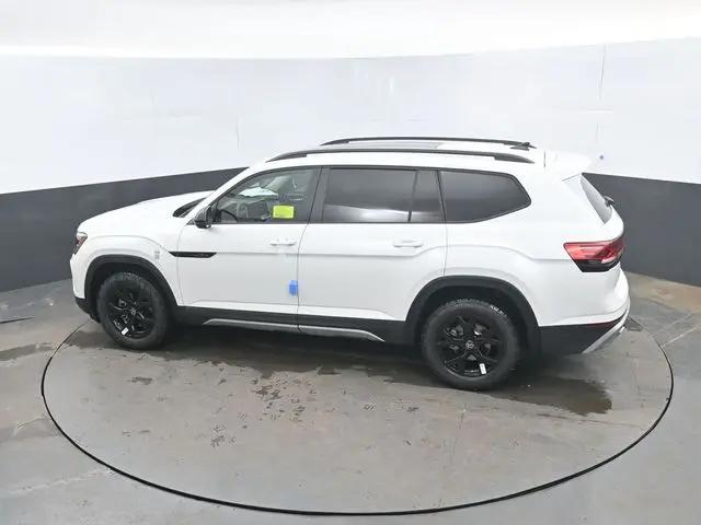 2026 Volkswagen Atlas Peak Edition