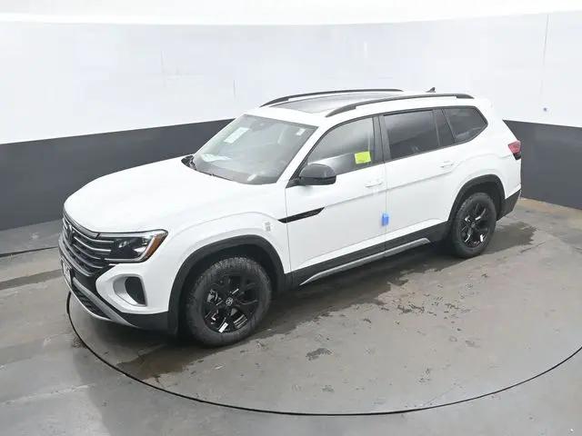 2026 Volkswagen Atlas Peak Edition