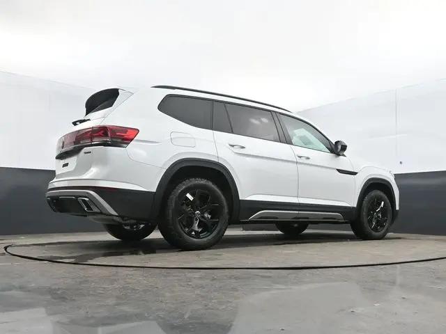 2026 Volkswagen Atlas Peak Edition